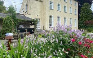 Clonacody House