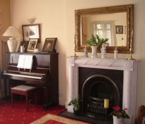 Tinsley House