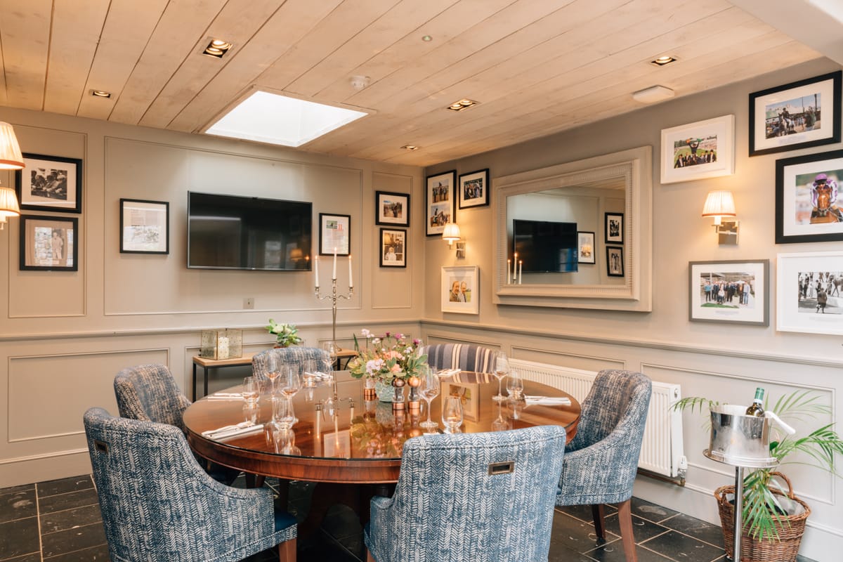 Mikey Ryans Highlights (6)RestaurantRoundTable