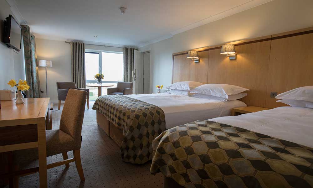 family-room-hotel-minella_orig